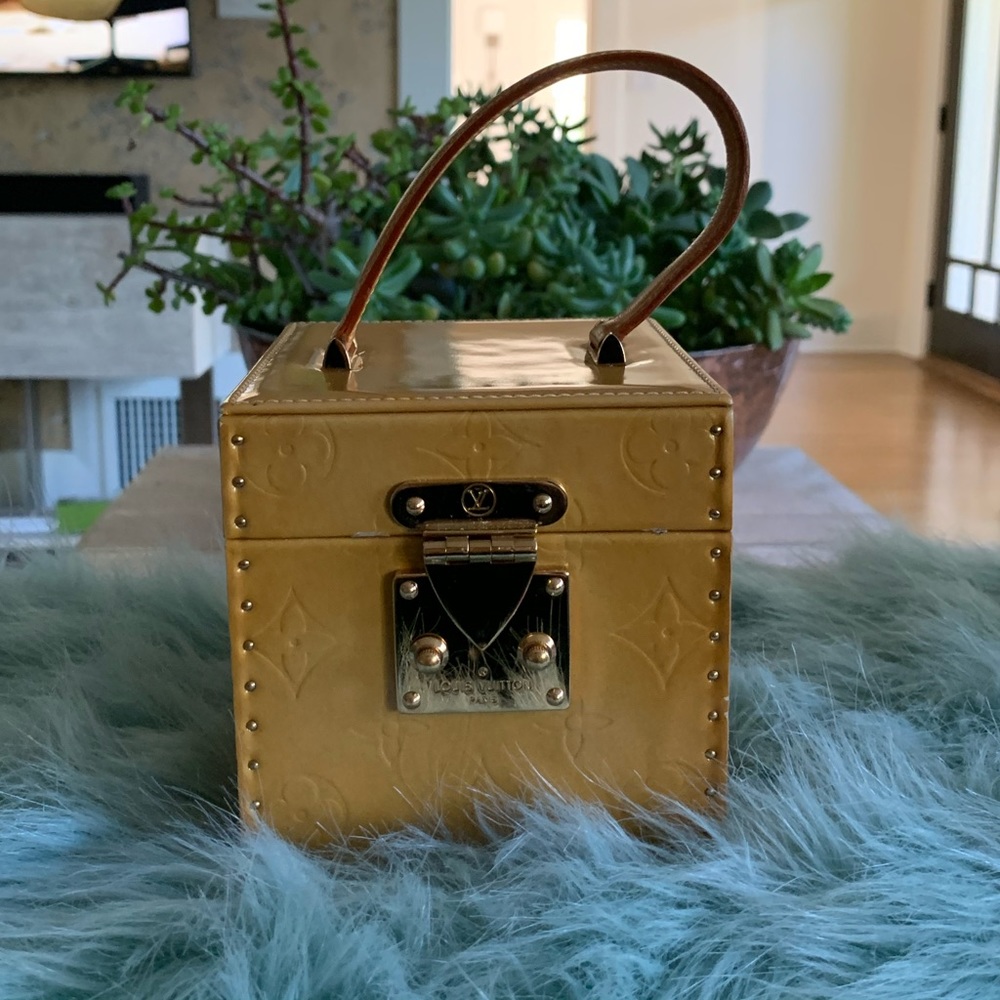 Louis Vuitton Vintage Bleecker Box